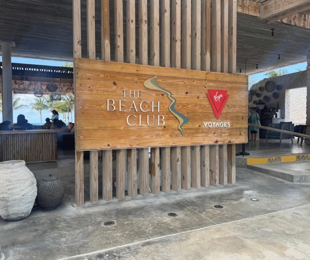 The entrance sign to The Beach Club at Bimini